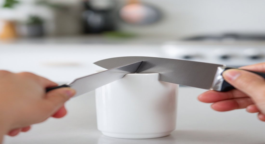how to sharpen a house kitchen knife without a sharpener