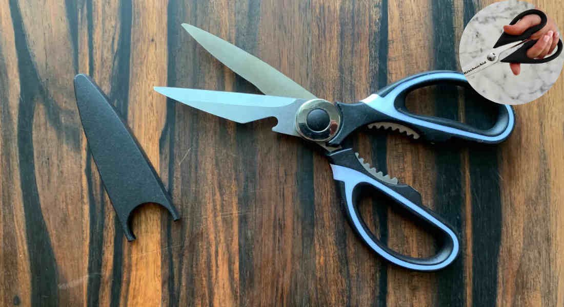 list four uses for house kitchen shears.