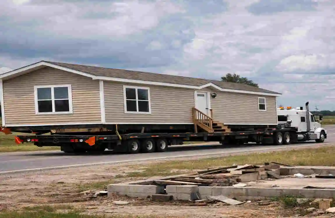 how much does it cost to haul off a mobile home